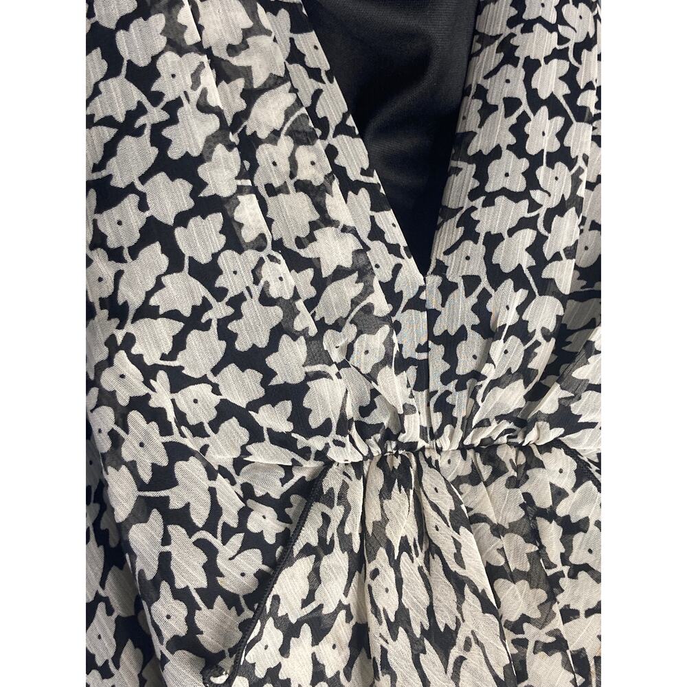 Vintage 90s Romantic Flower Frill Top Black White Floral Print  ~ Sz 12 Fits M/L - Picture 7 of 7